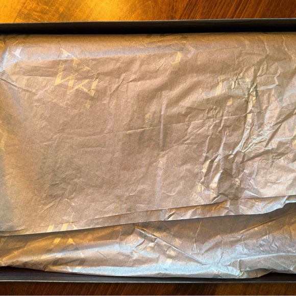 NEW Wendell August Textured Aluminum “Wintersong” metal tray original packaging - Picture 4 of 6